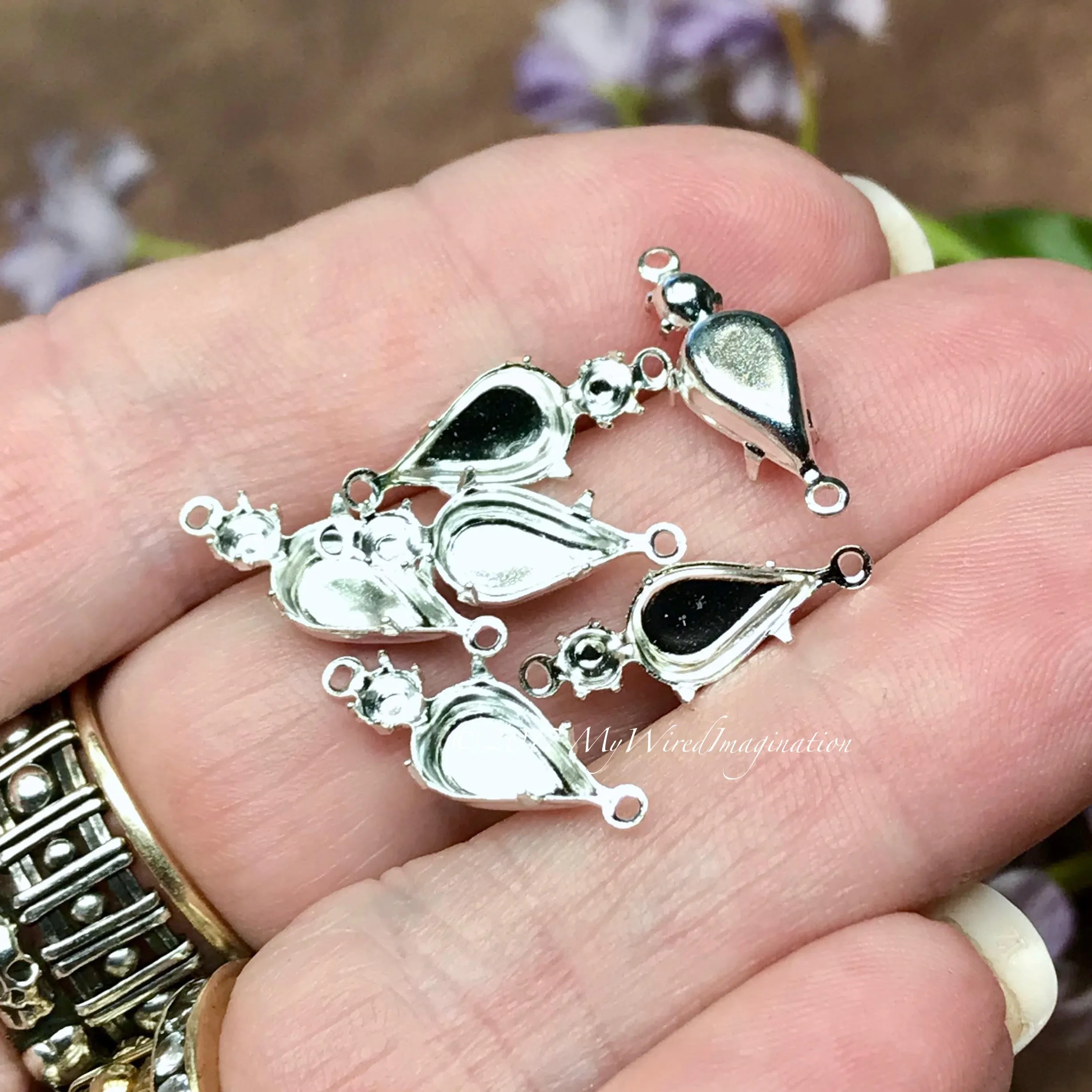 6 Pieces, 2 Stone 2 Loop Settings, For 10x6mm Pear and 25pp Round, Empty Setting