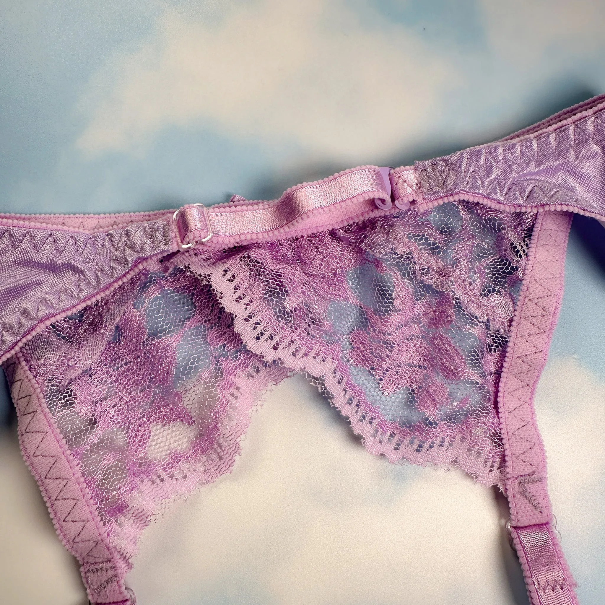 90’s Lace Garter Belt | Pastel Lilac