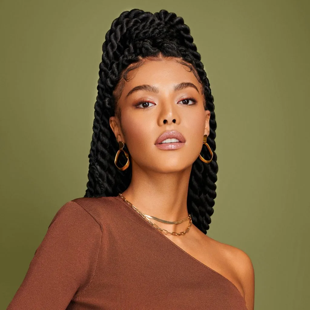 African Pride Olive Miracle 7-in-1 Leave-in Moisture Restore Curl Refresher 12oz