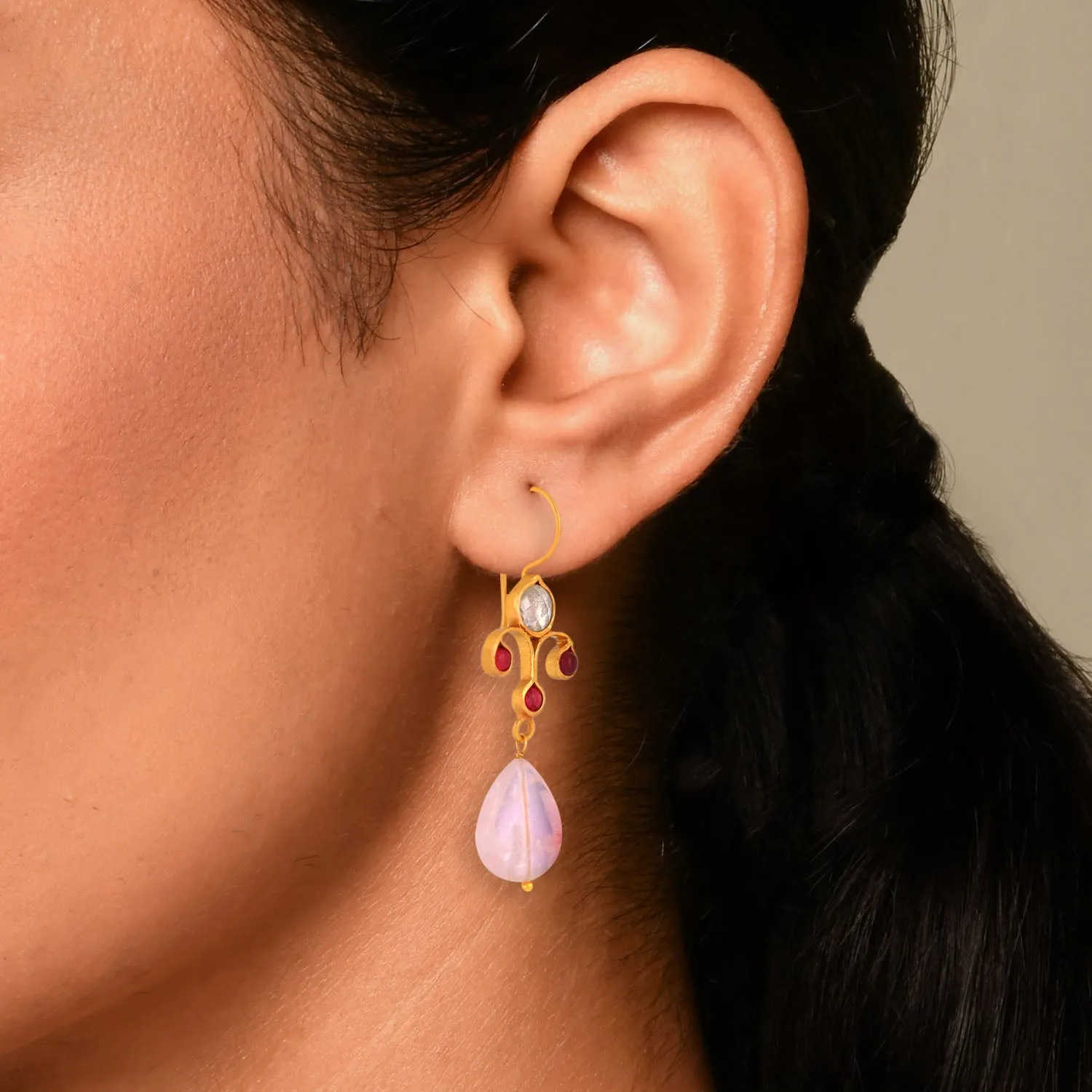 Ahana Earrings Pink