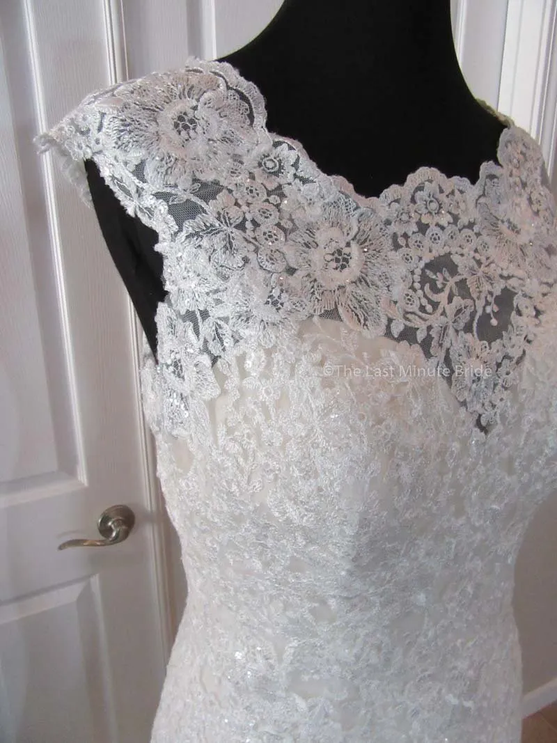 Allure Bridals 2864 Iv/Gold 16