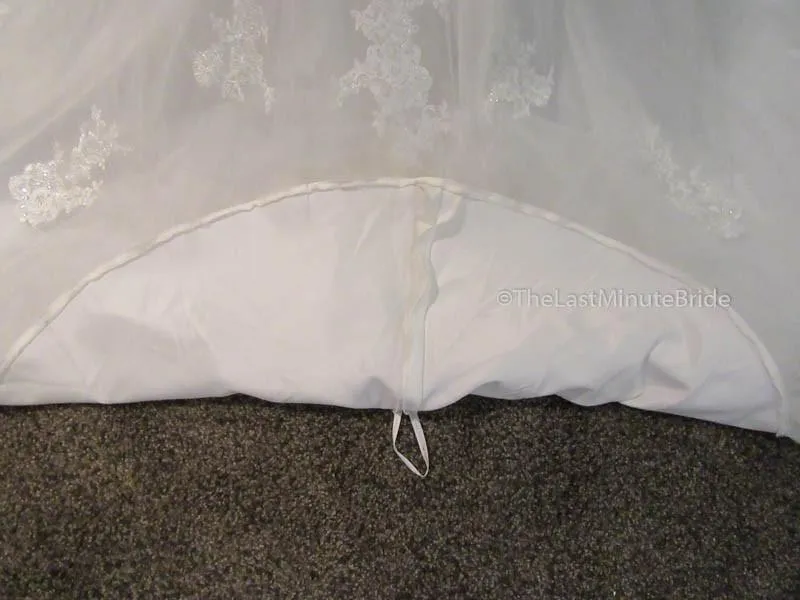 Allure Bridals 2864