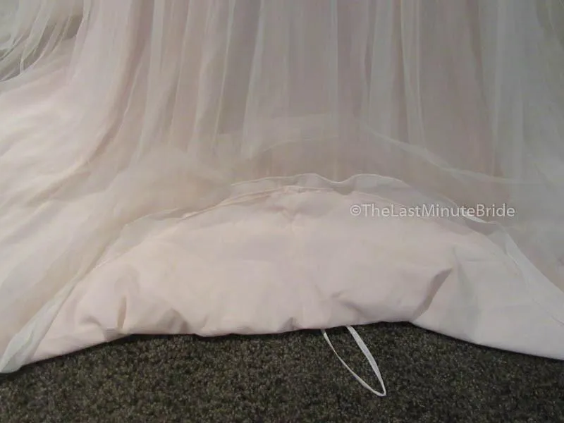 Allure Bridals 2900