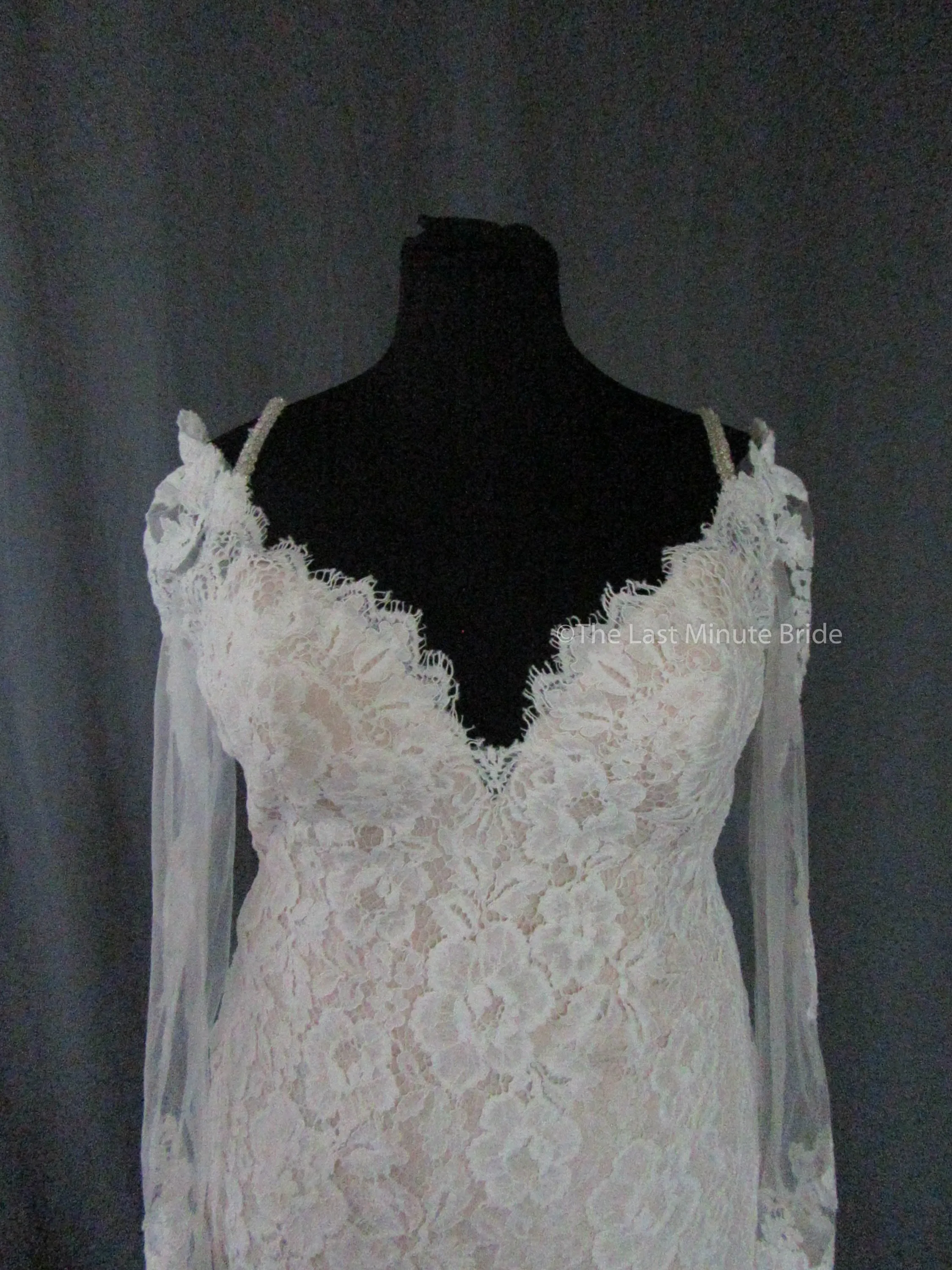 Allure Bridals 9519