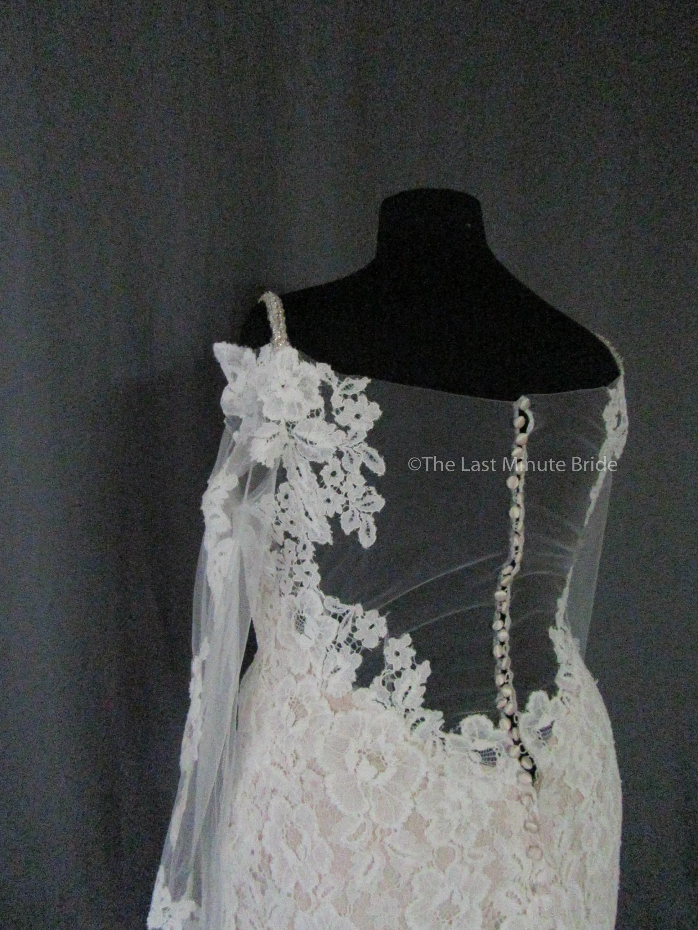 Allure Bridals 9519