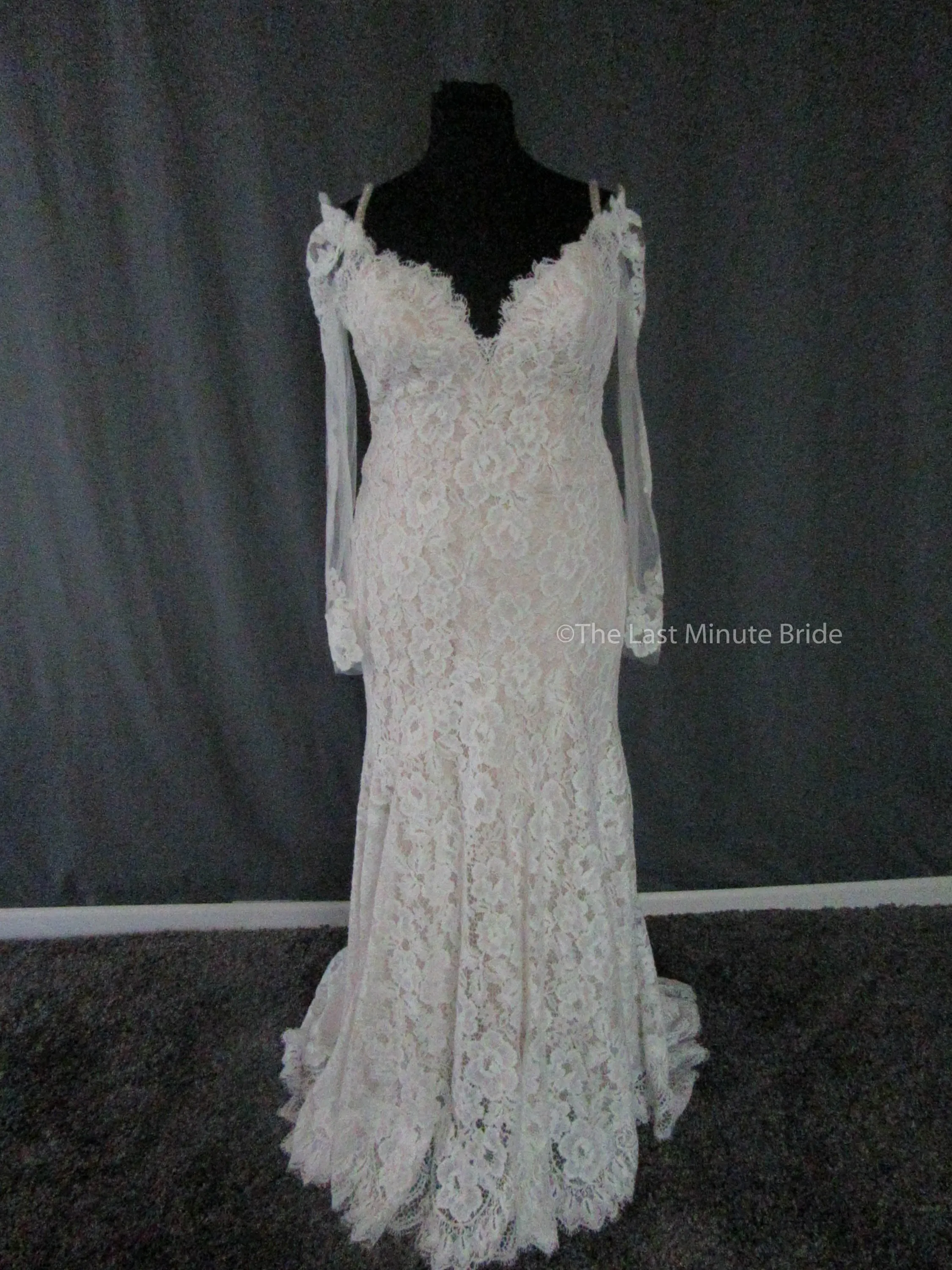 Allure Bridals 9519