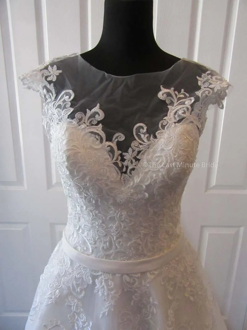 Allure Bridals Style L426