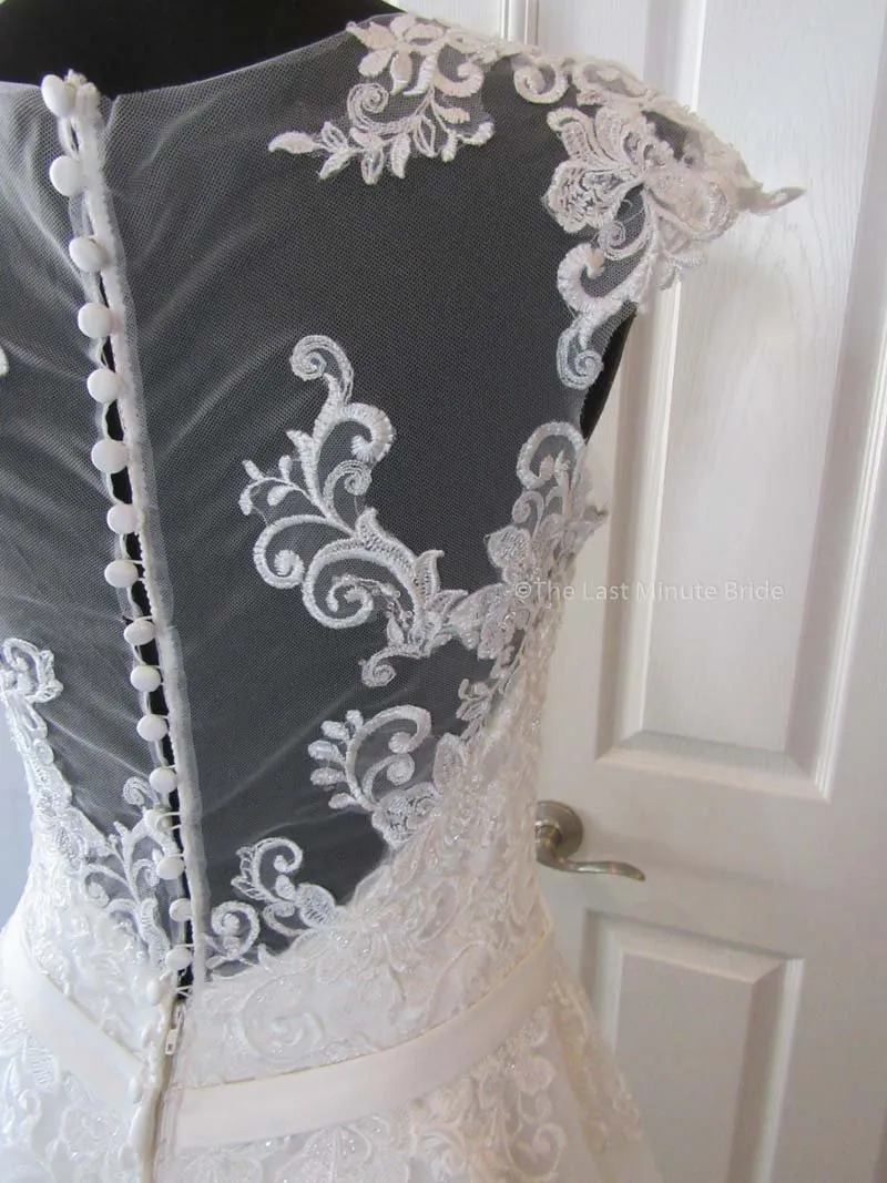 Allure Bridals Style L426