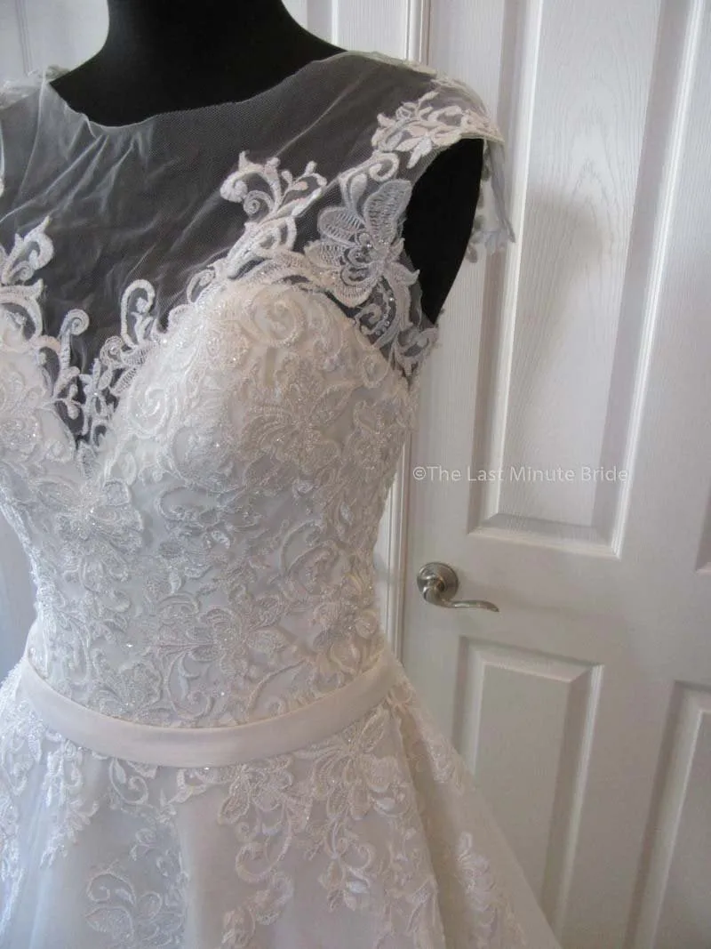 Allure Bridals Style L426