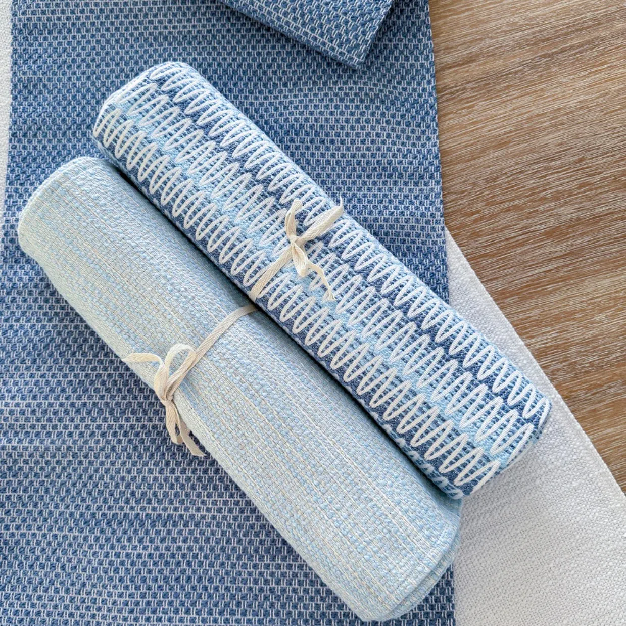 Anaya Home Bay View Blue Indoor Outdoor Table Runner