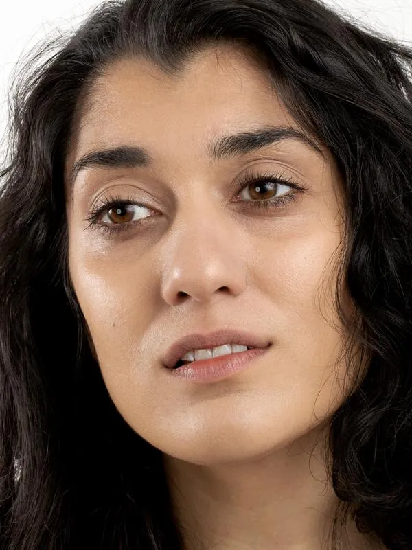 Au Naturale Completely Covered Crème Concealer Malaga