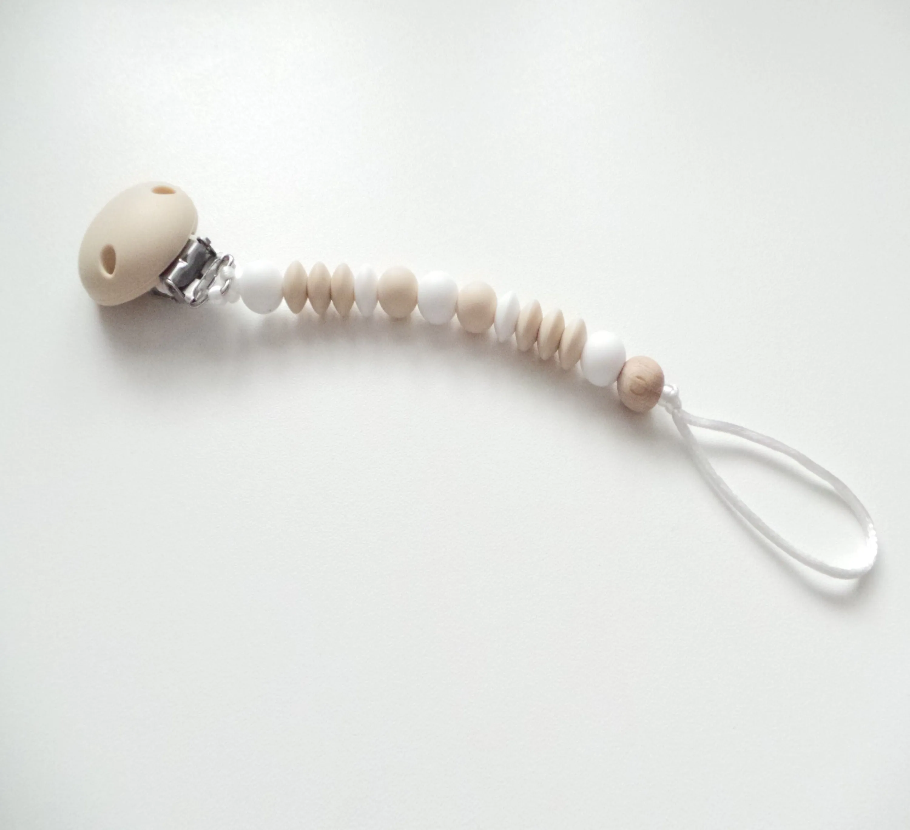 Beige & White Dummy clip