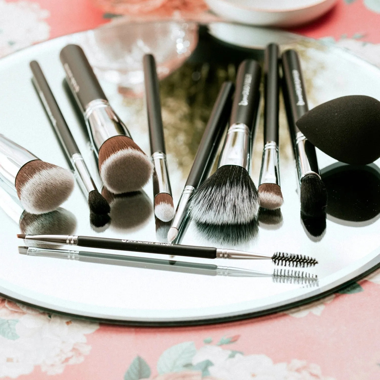 Best of Beauty Junkees Makeup Brush Set