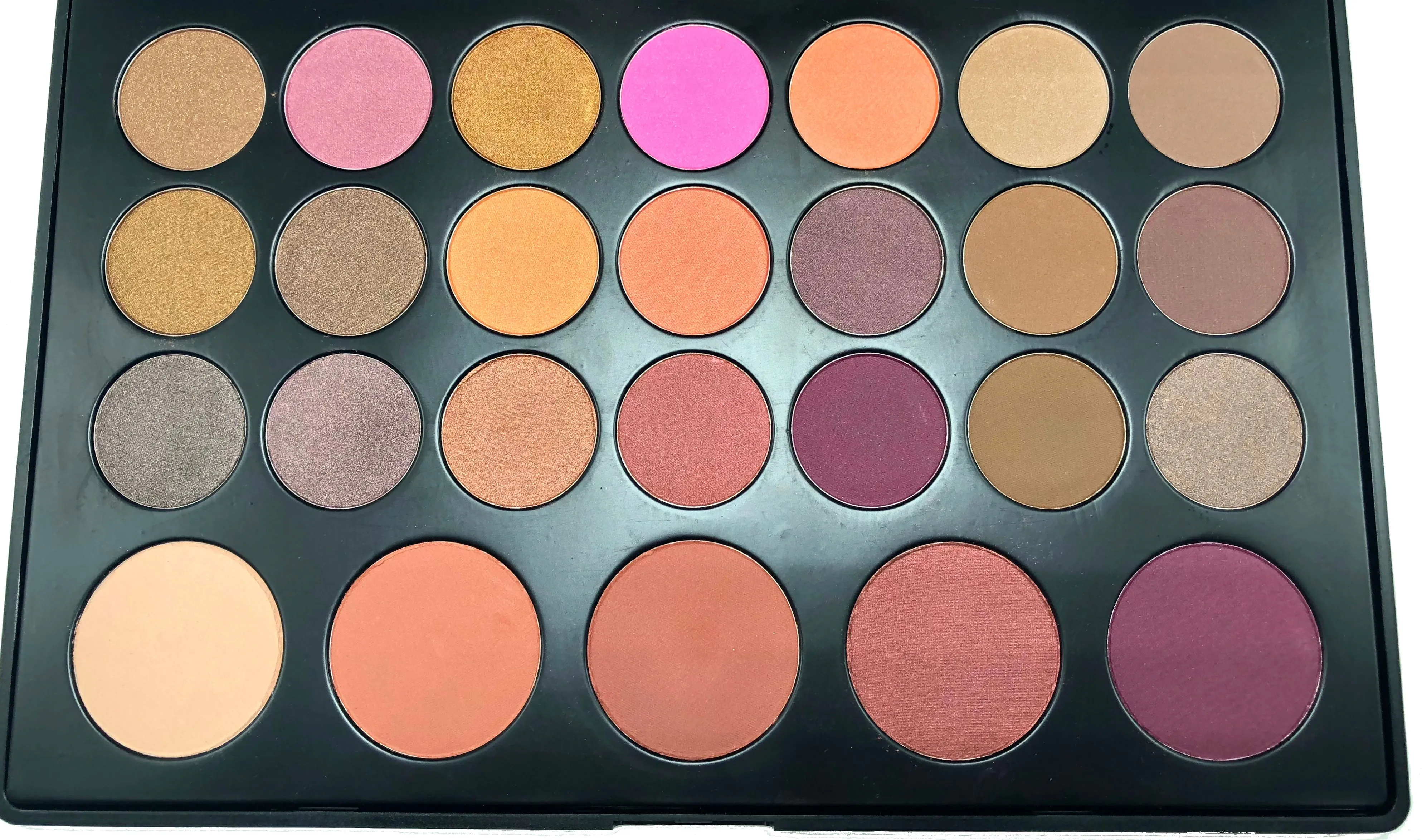 BH Cosmetics 26 Color Palette Neutral Eyeshadows