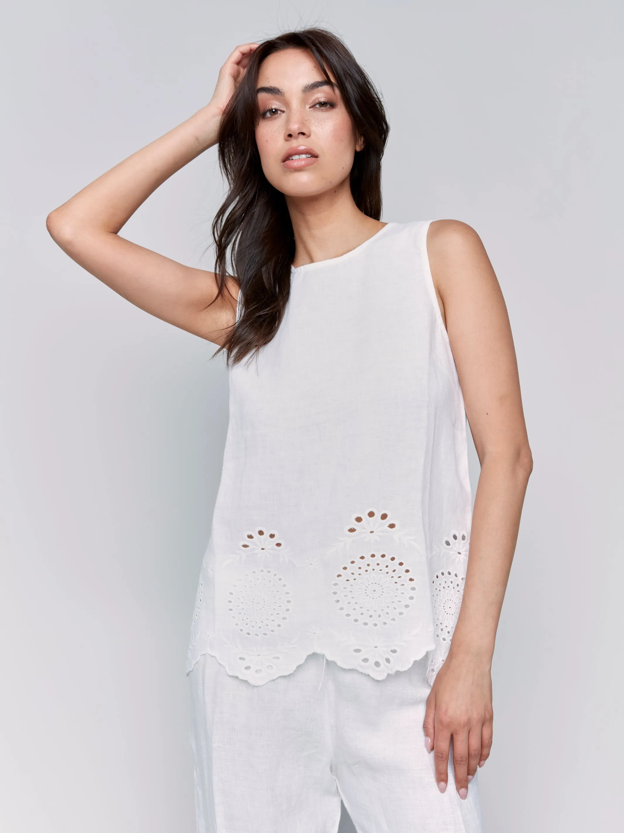 CB Slvless Embr. Cotton Top