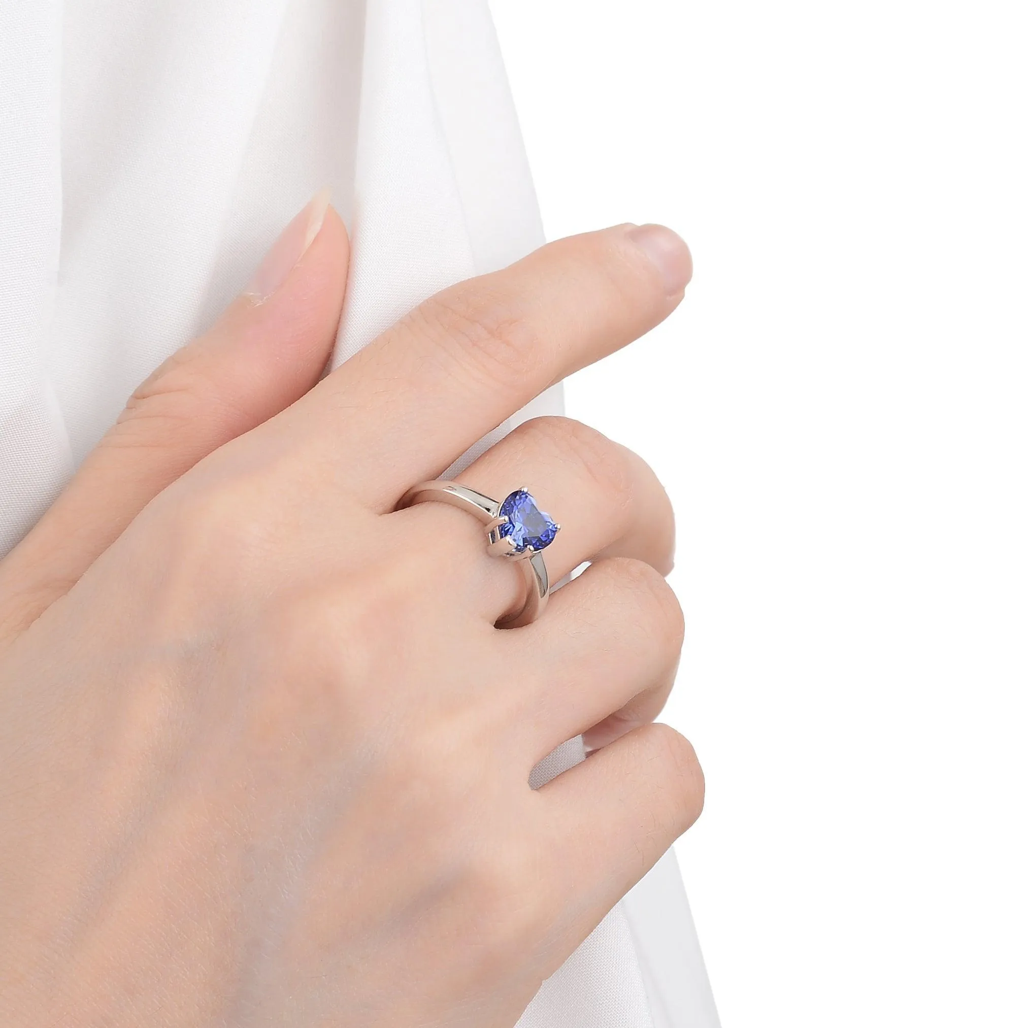 Ceylon Sapphire Heart Shaped Ring