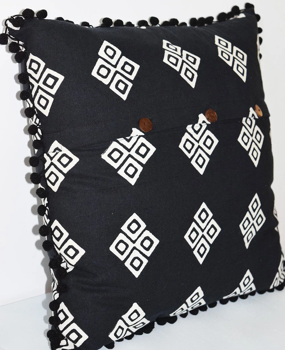 Cotton Throw Pillow | Frida Black
