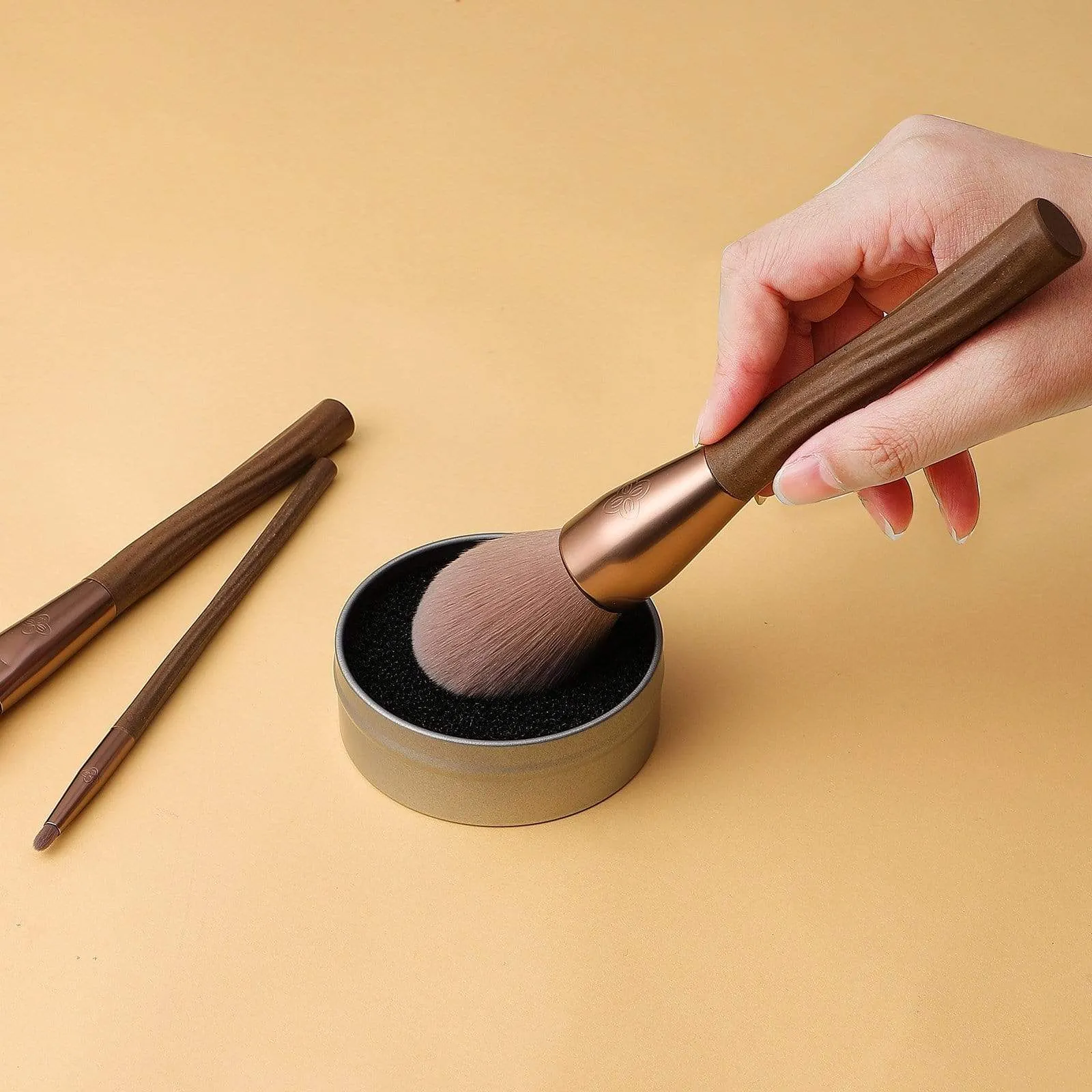 EigshowBeauty  Ecopro 12 PCS Coffee Makeup Brush Kit