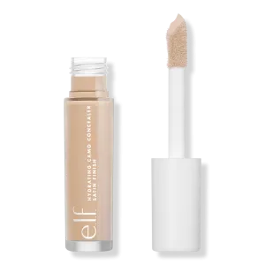 Elf  Hydrating Camo Concealer Medium Sand
