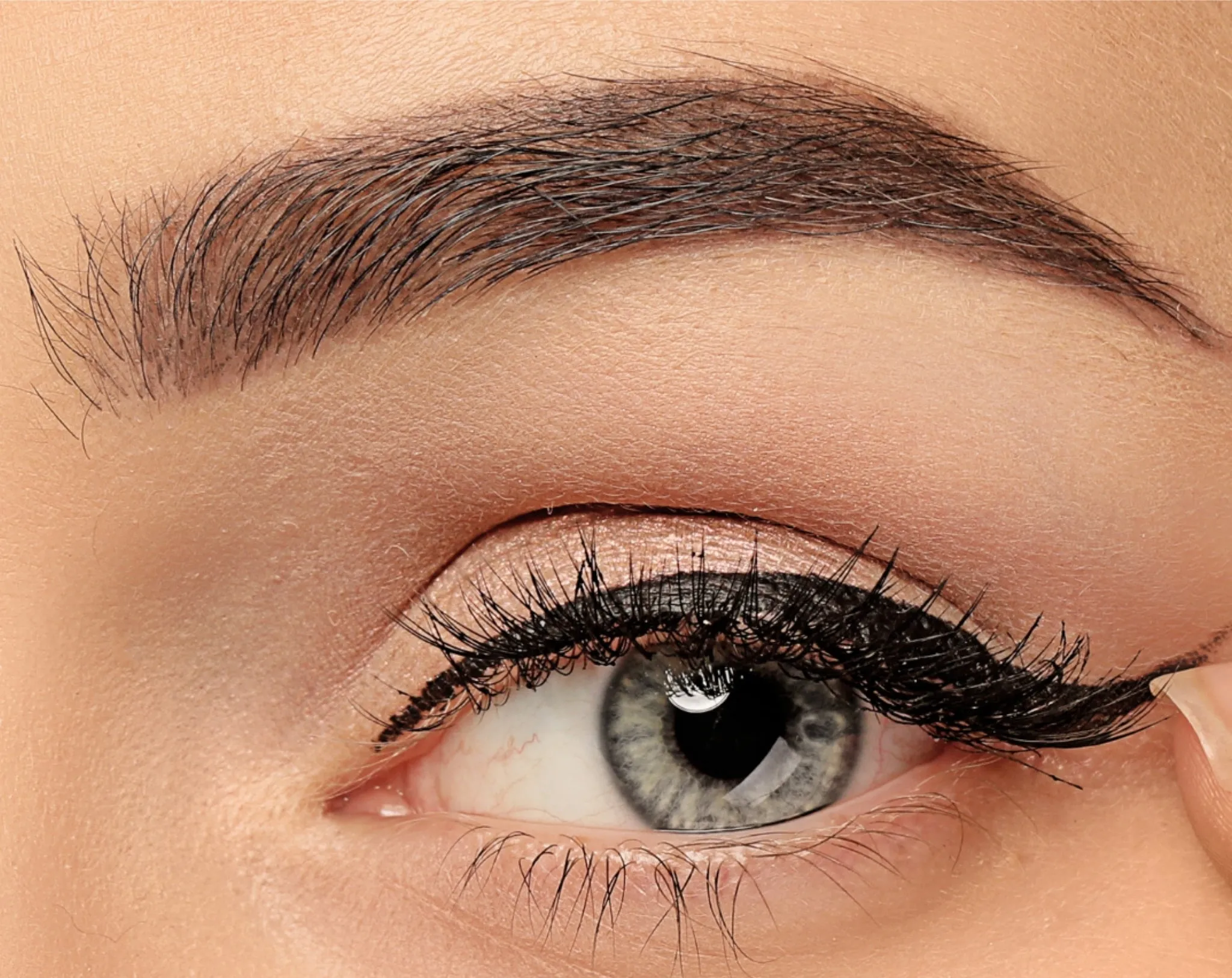 Eyebrow Pencil Medium Brown