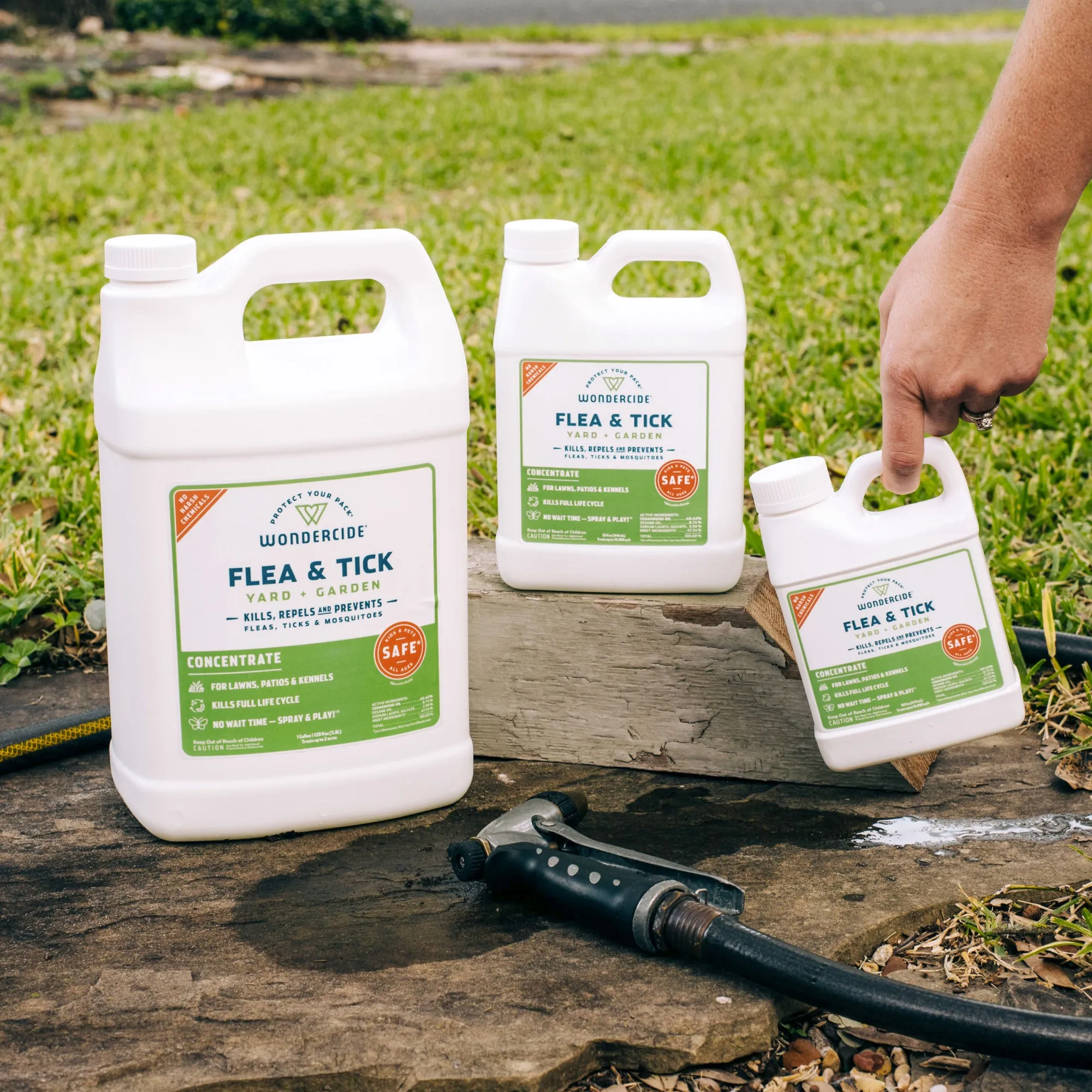 Flea & Tick Concentrate for Yard   Garden with Natural Essential Oils