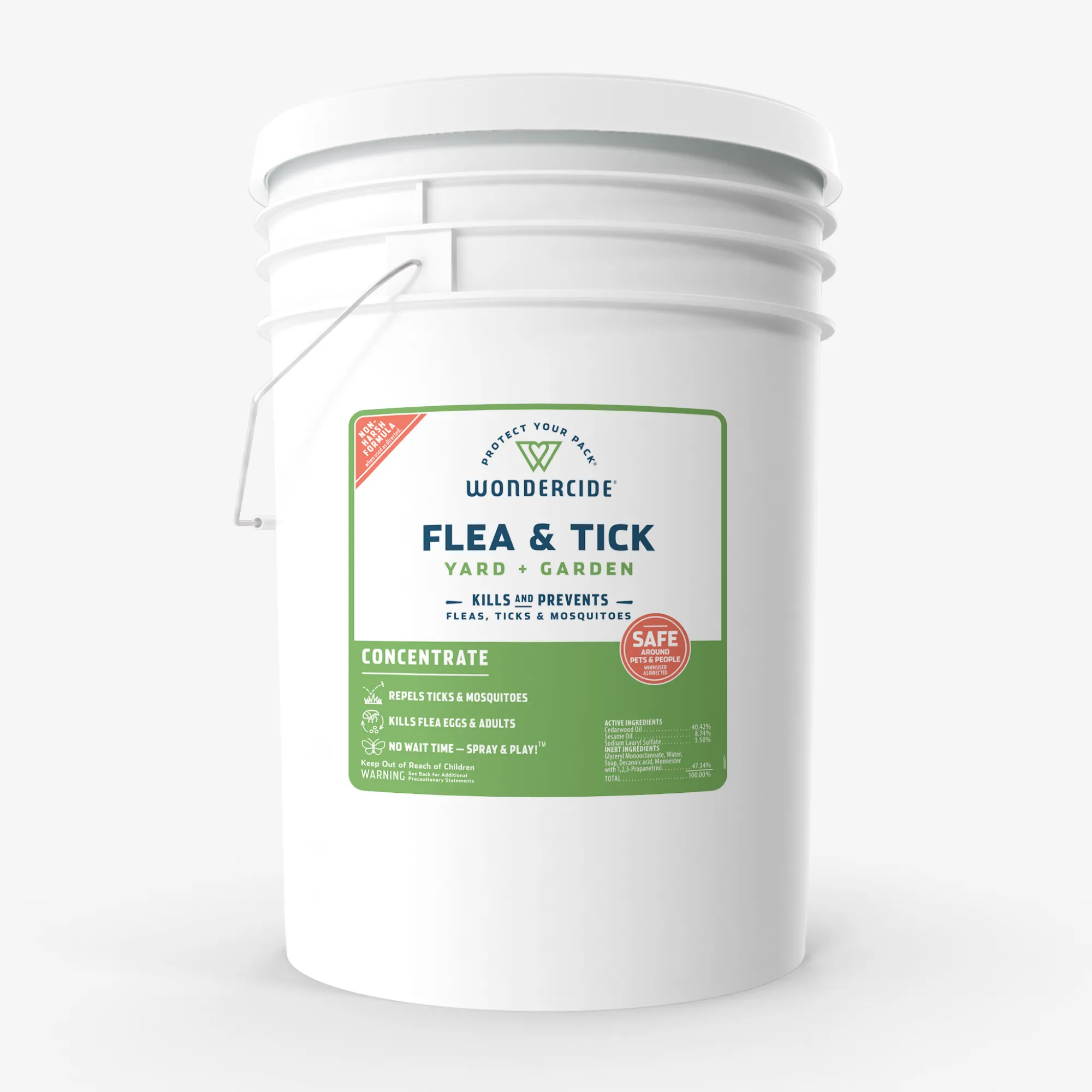 Flea & Tick Concentrate for Yard   Garden with Natural Essential Oils