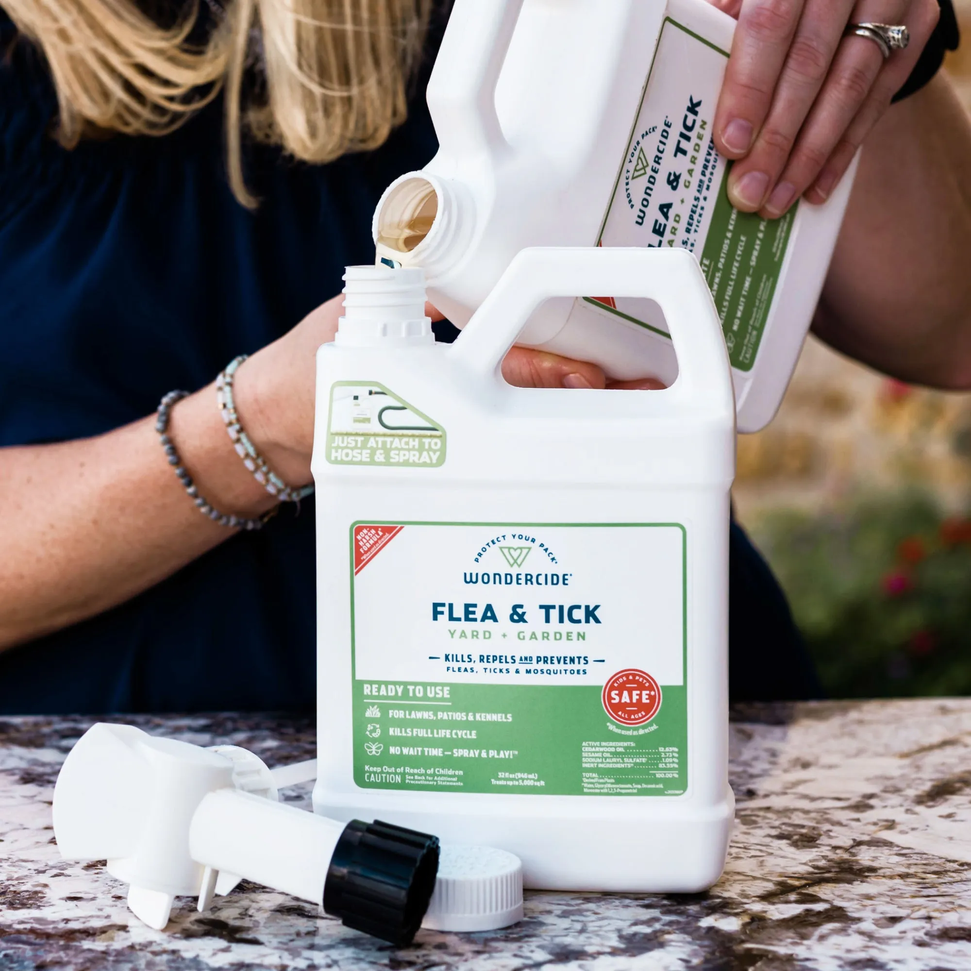 Flea & Tick Concentrate for Yard   Garden with Natural Essential Oils