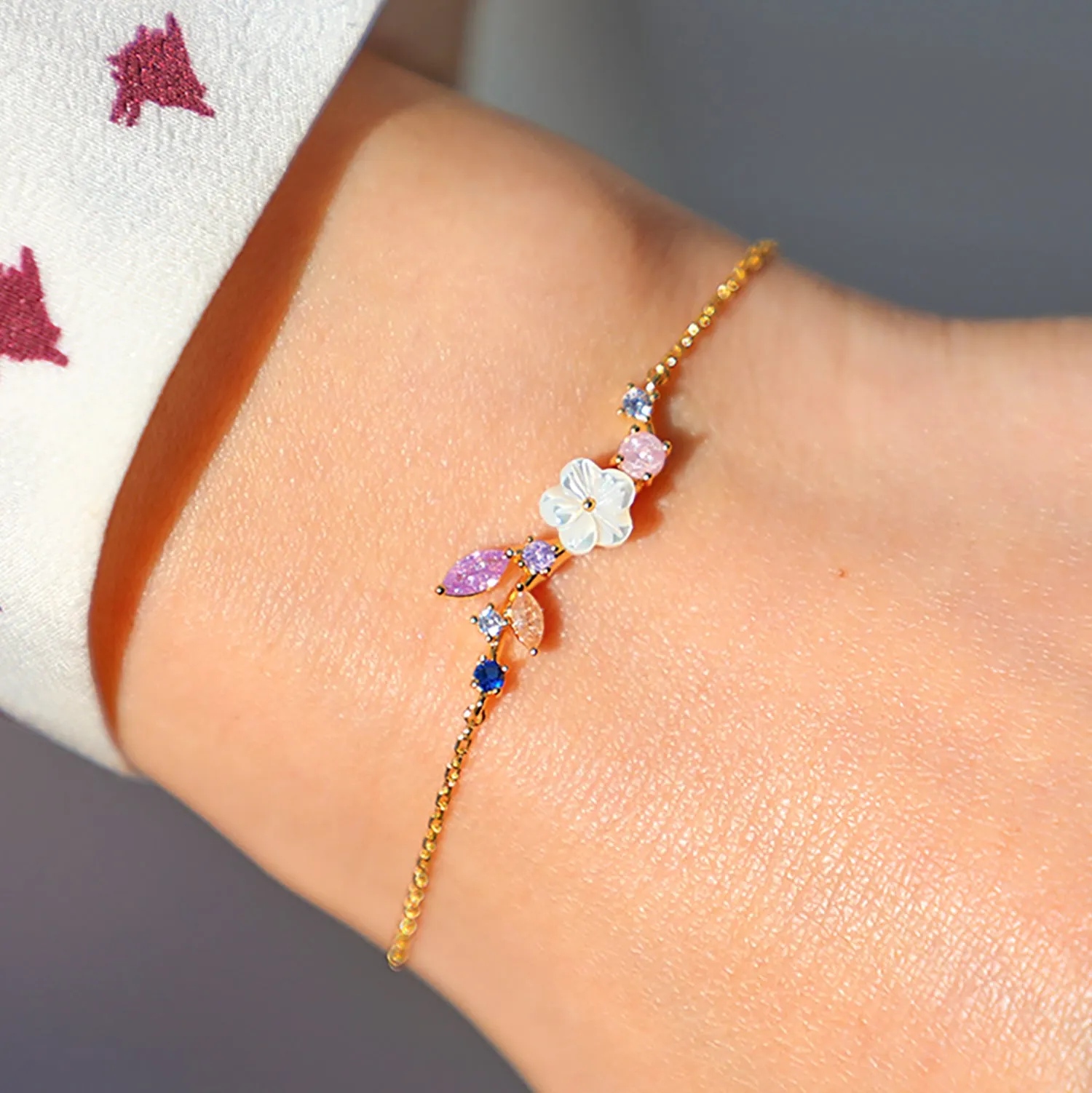 Floral Day Necklace / Bracelet