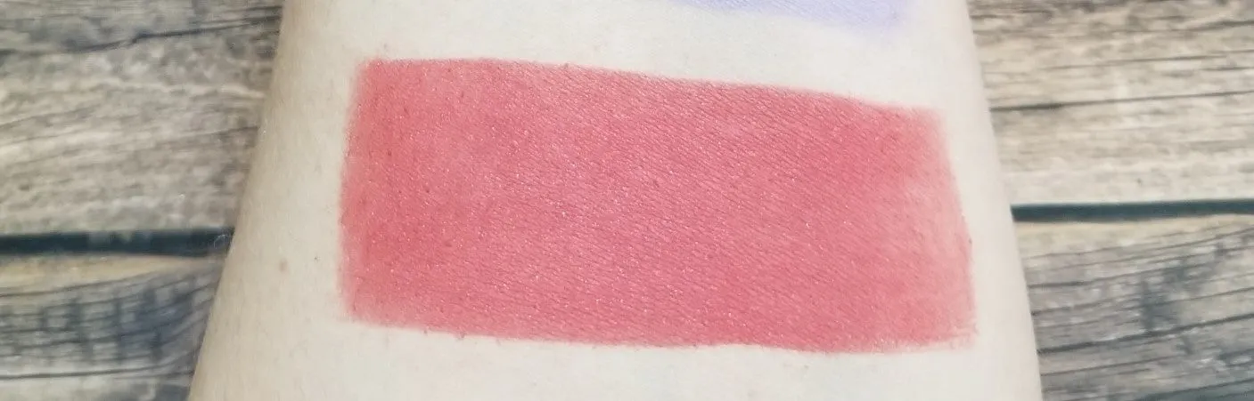 Game of Tones - Episode Six - Red Wedding Loose Blush