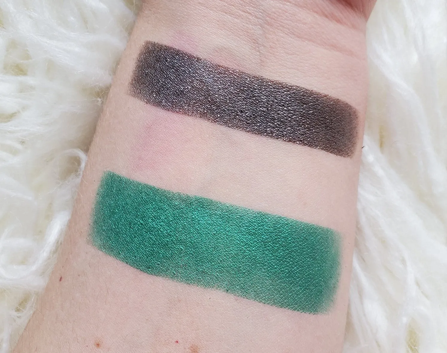 Gossip Girl Collection - Caviar, Not Catfish Pressed Eyeshadow