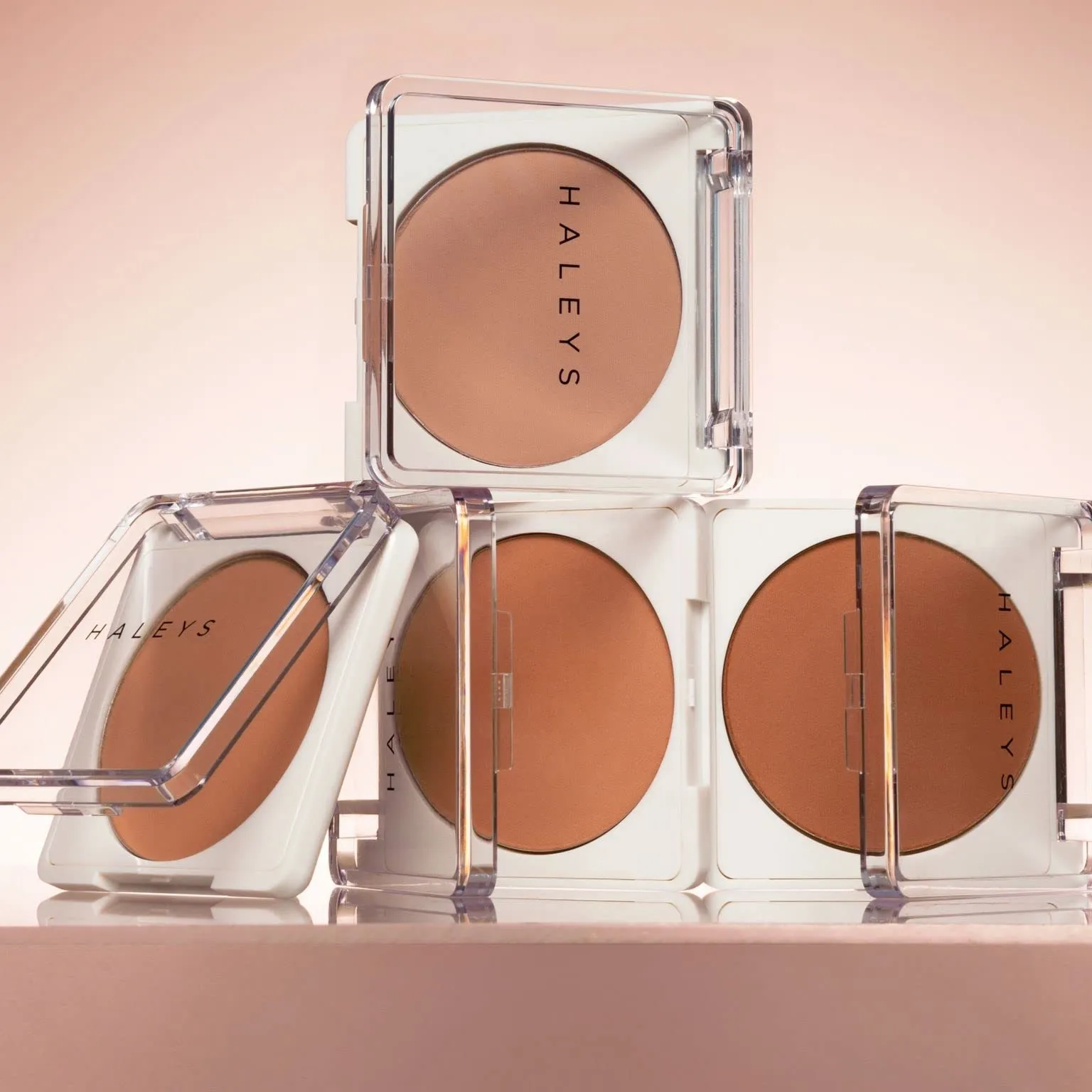 HALEYS Smoothing Contour Set (LIGHT): Sculpt, Define and Enhance Facial Features, Ultra-Blurring, Easy Blending, Longwear, Velvety Matte Finish, Soft Premium Synthetic Bristles, Angled Blending Brush,