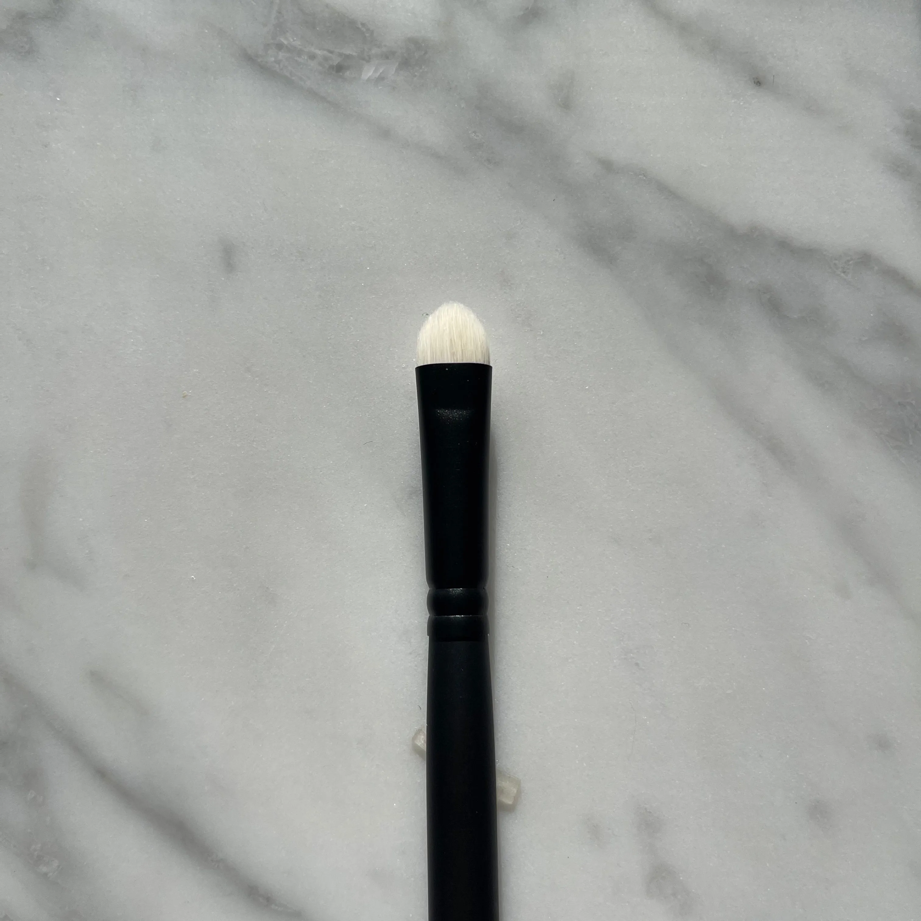 HD White Large Chisel Brush