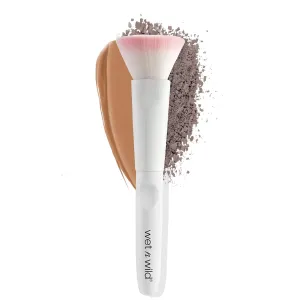 Kabuki Brush, Flat Top for All Formulas, Densely-Packed Synthetic Bristles, Ergonomic Handle for Comfortable Control