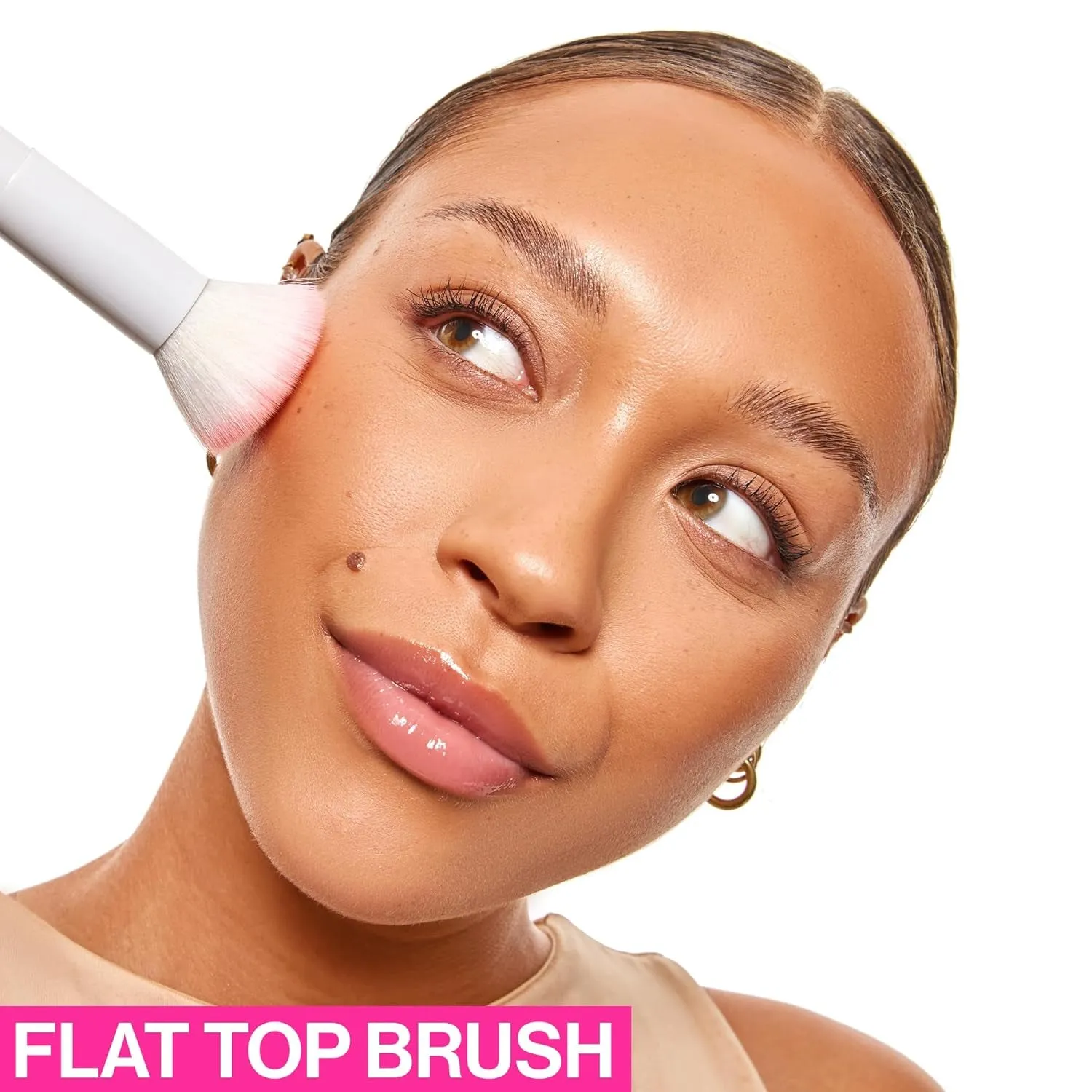 Kabuki Brush, Flat Top for All Formulas, Densely-Packed Synthetic Bristles, Ergonomic Handle for Comfortable Control