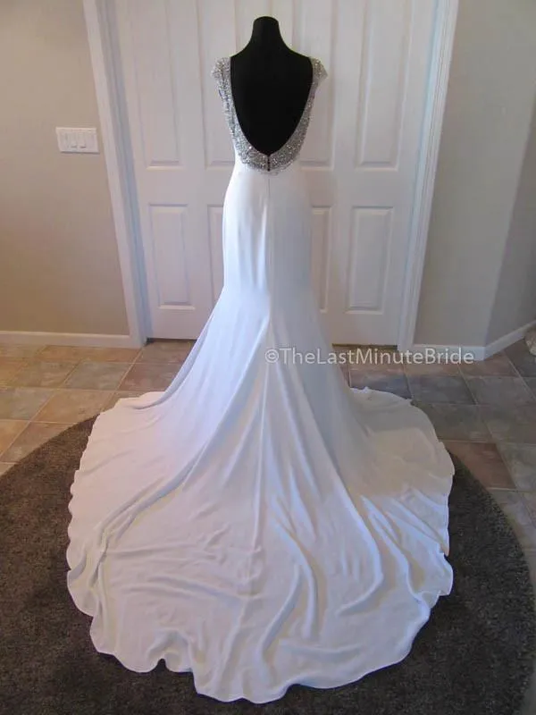 La Sposa by Pronovias Hasina