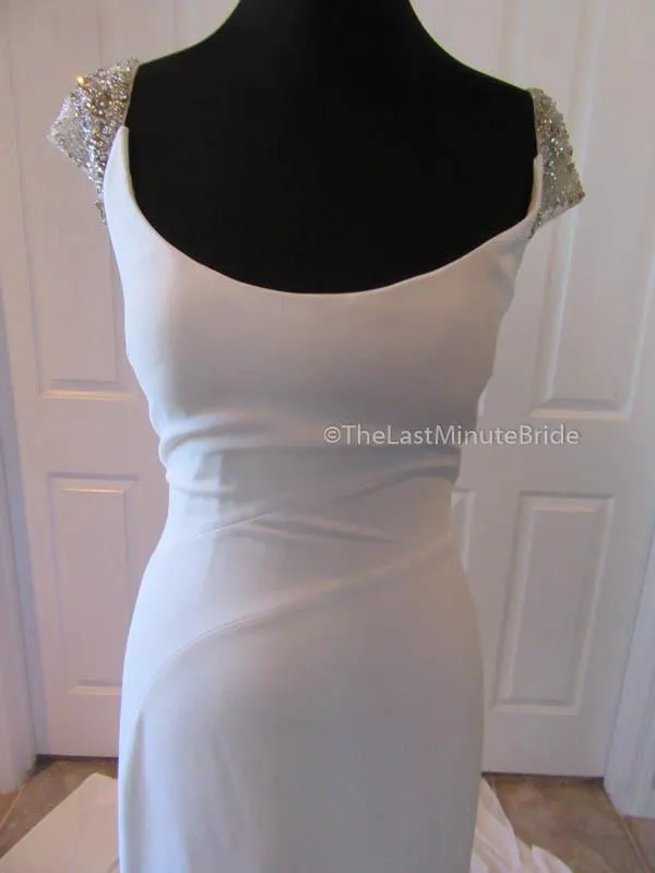 La Sposa by Pronovias Hasina