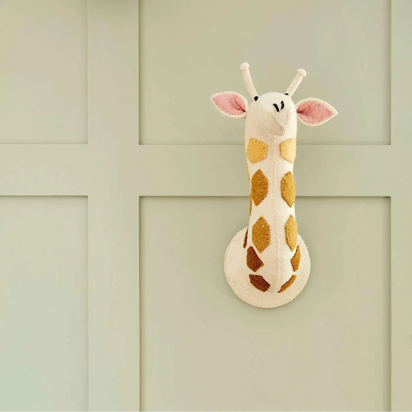 Little Greene Green Stone Light Paint 270