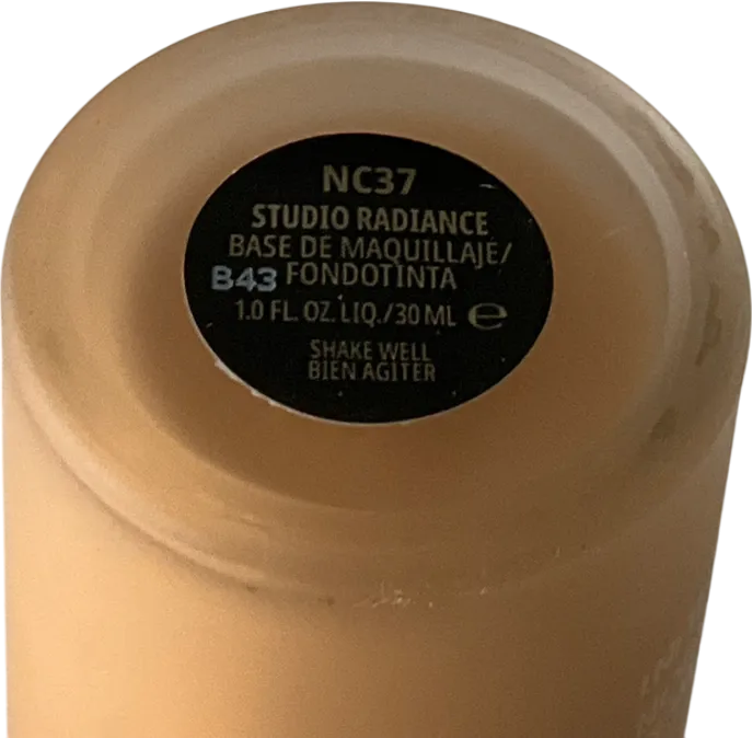 MAC Studio Radiance Foundation Nc37 30ml