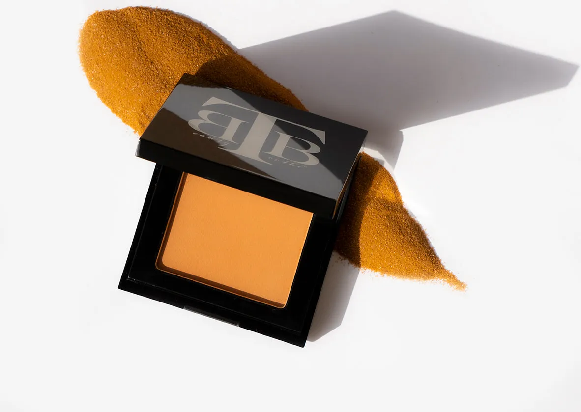 Mali - Soft Lightweight Pore Minimizing Matte Powder Foundation and Long-lasting Setting Powder