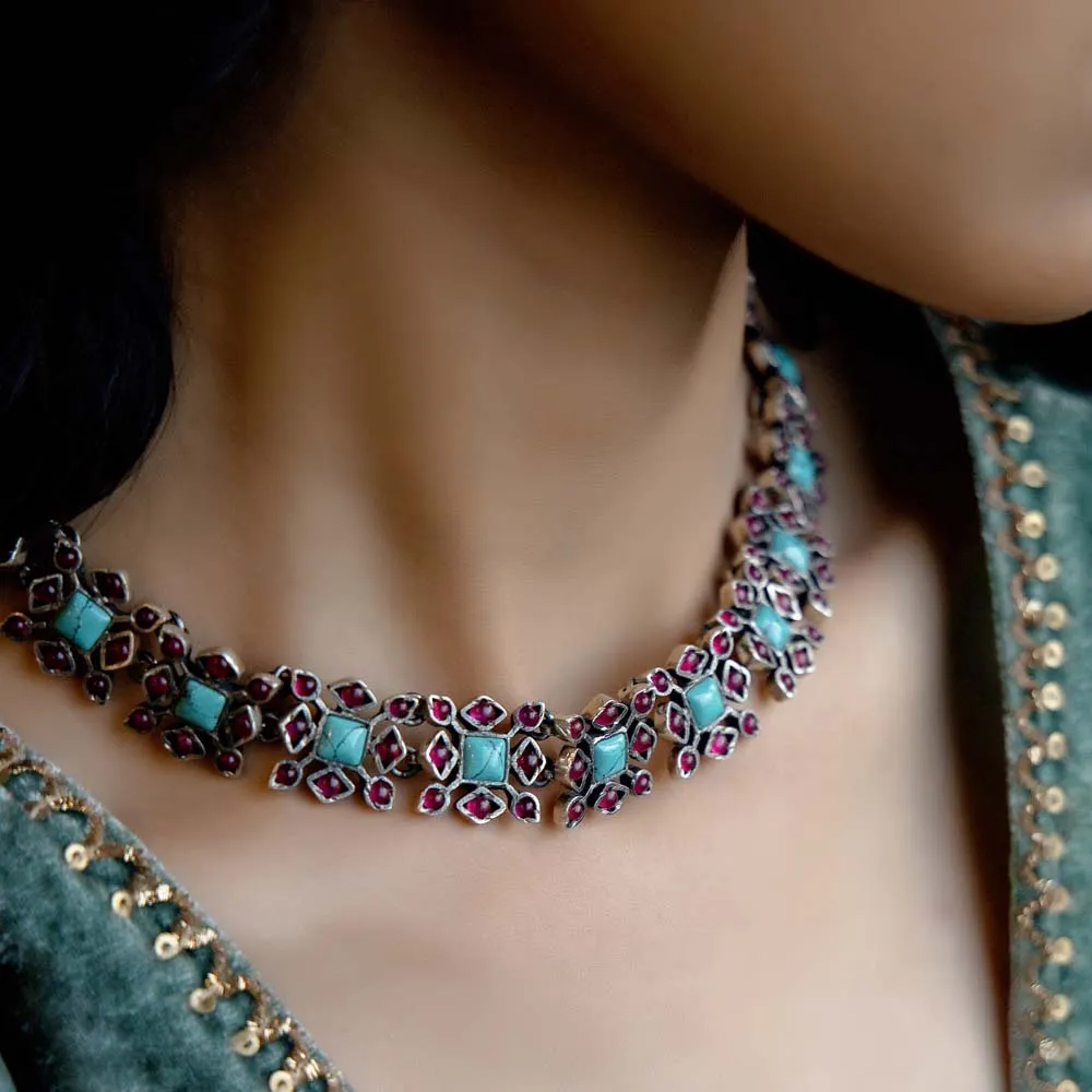 Mehr Necklace