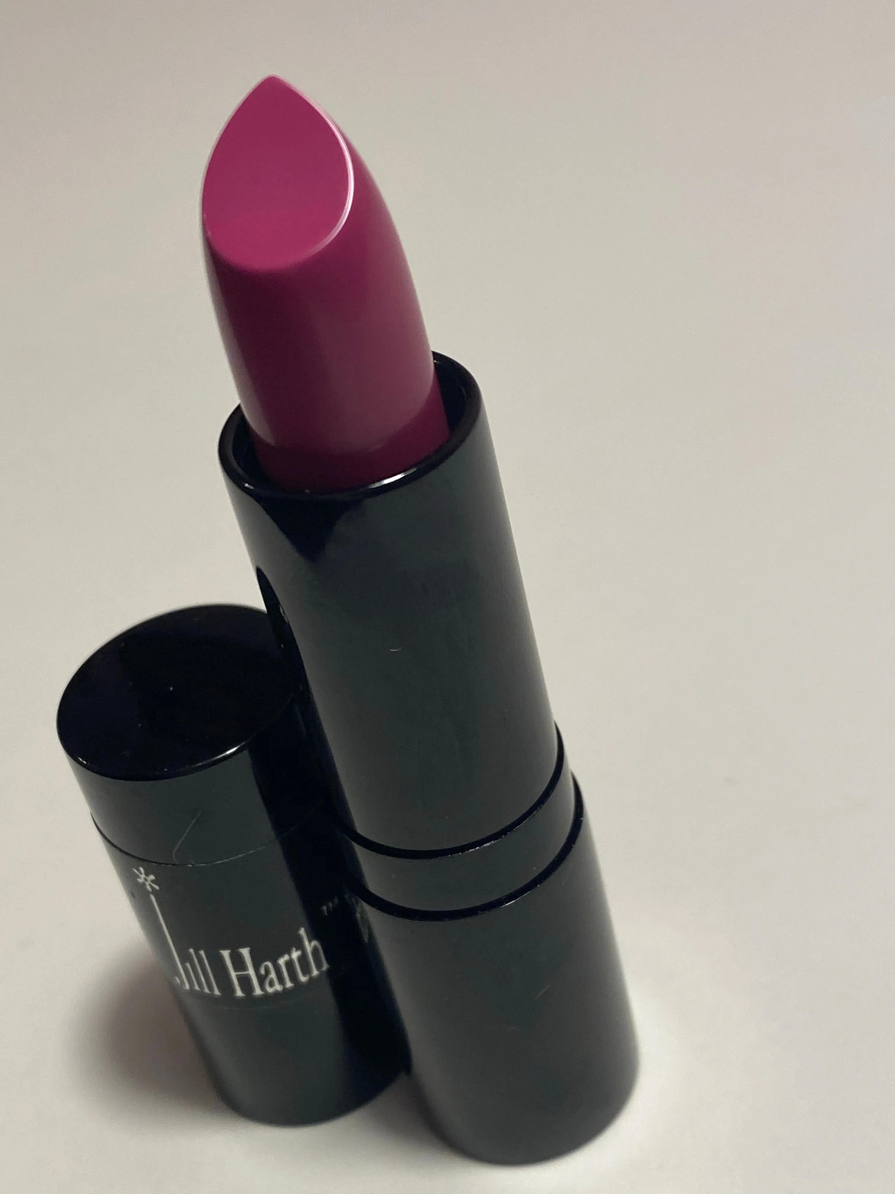 No Strings Vibrant Lipstick