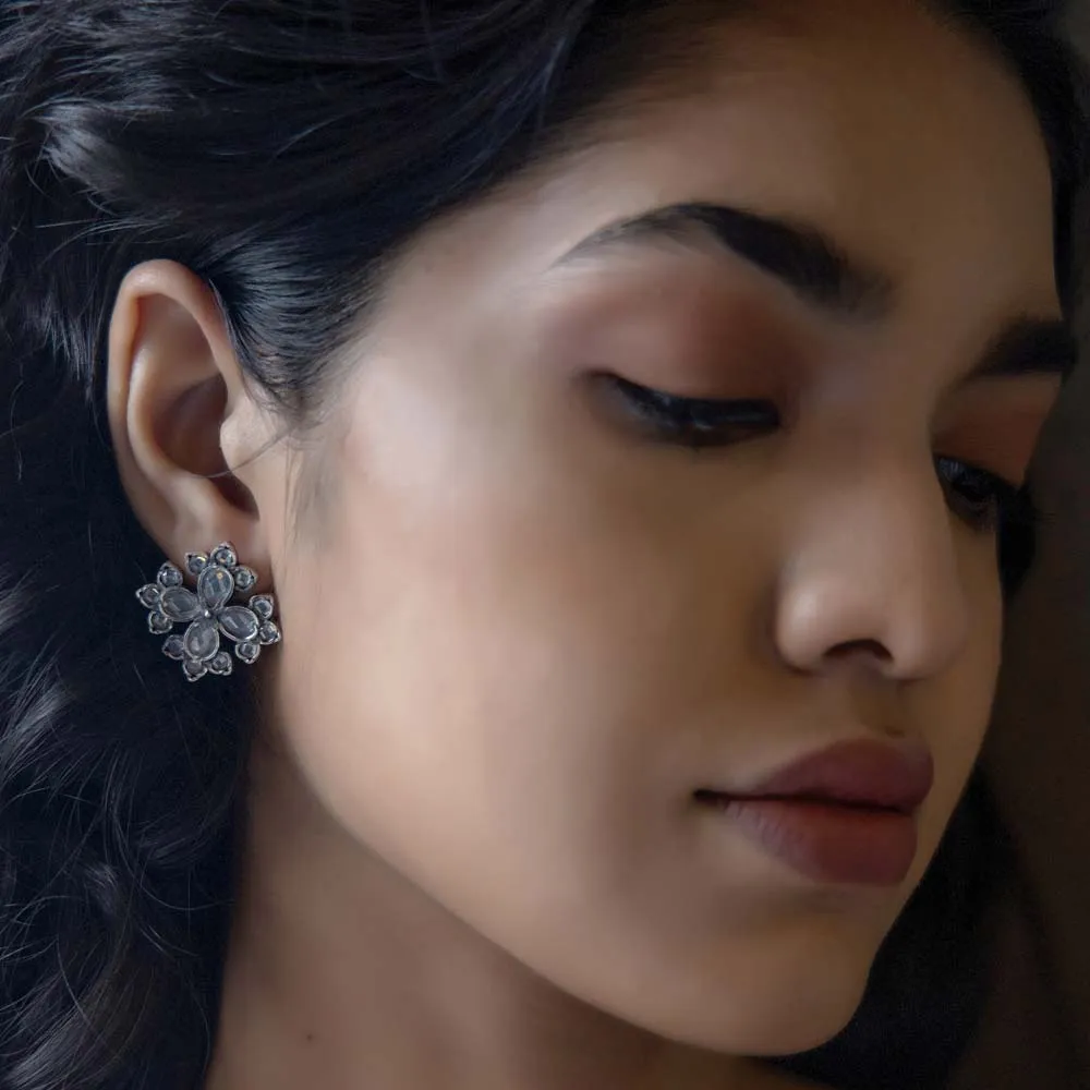 Noor Ear Studs