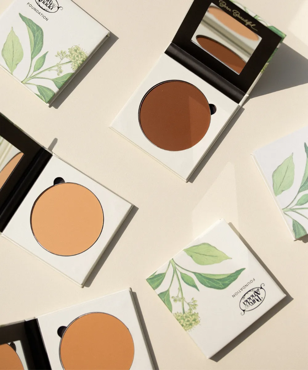 Pressed Sheer Matte Foundation in Compact | 8 Shades