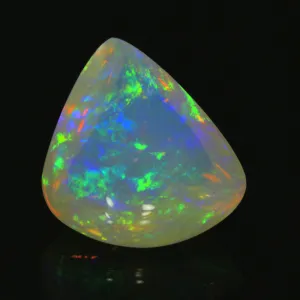 Rainbow Colors Trillant Cabochon Welo Opal Gemstone 18.49 Carats
