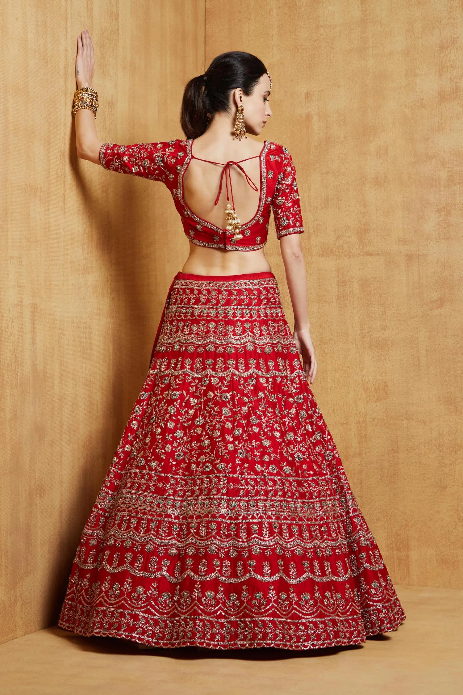 Red Duniya Lehenga Set