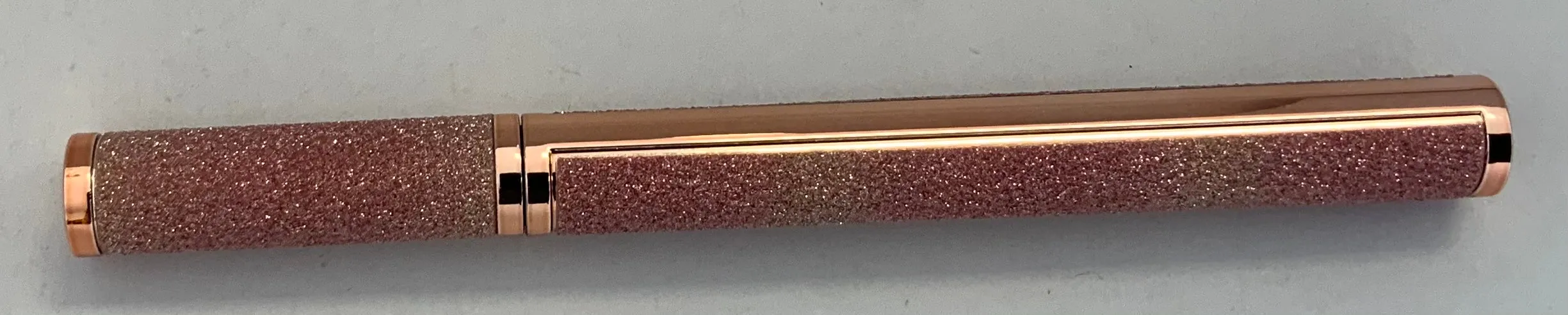 Rose Lash Glue Liner