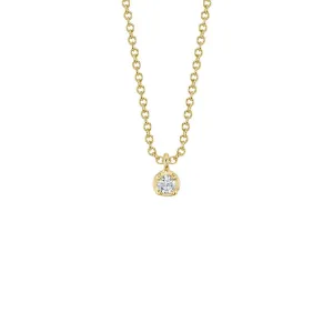 Shy Creation Crown Setting Diamond Necklace