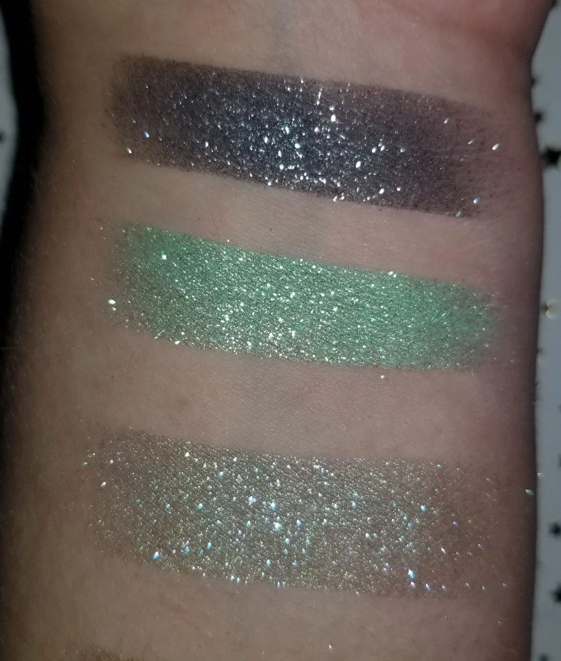 Sister Shade Loose Eyeshadow
