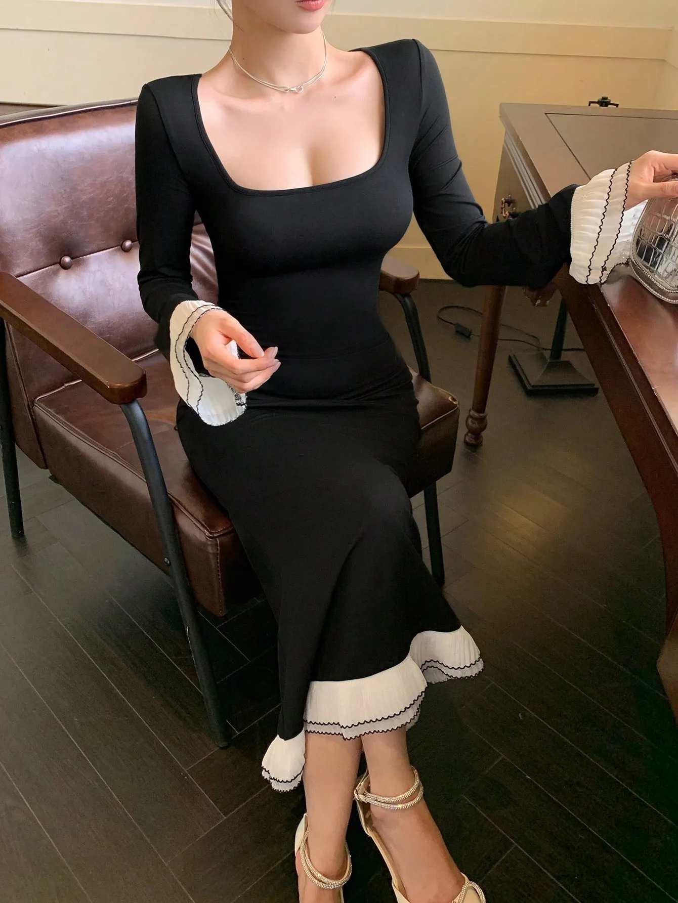 Square Neck Contrast Color Patchwork Fishtail Midi Dress