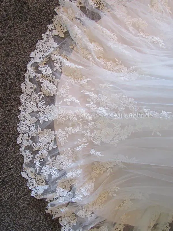Stella York 6194 size 10